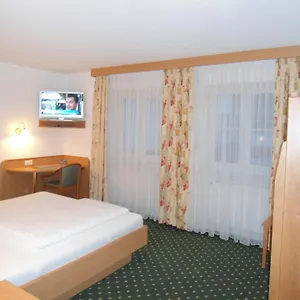 Hutzenthaler Hotel Bruckberg