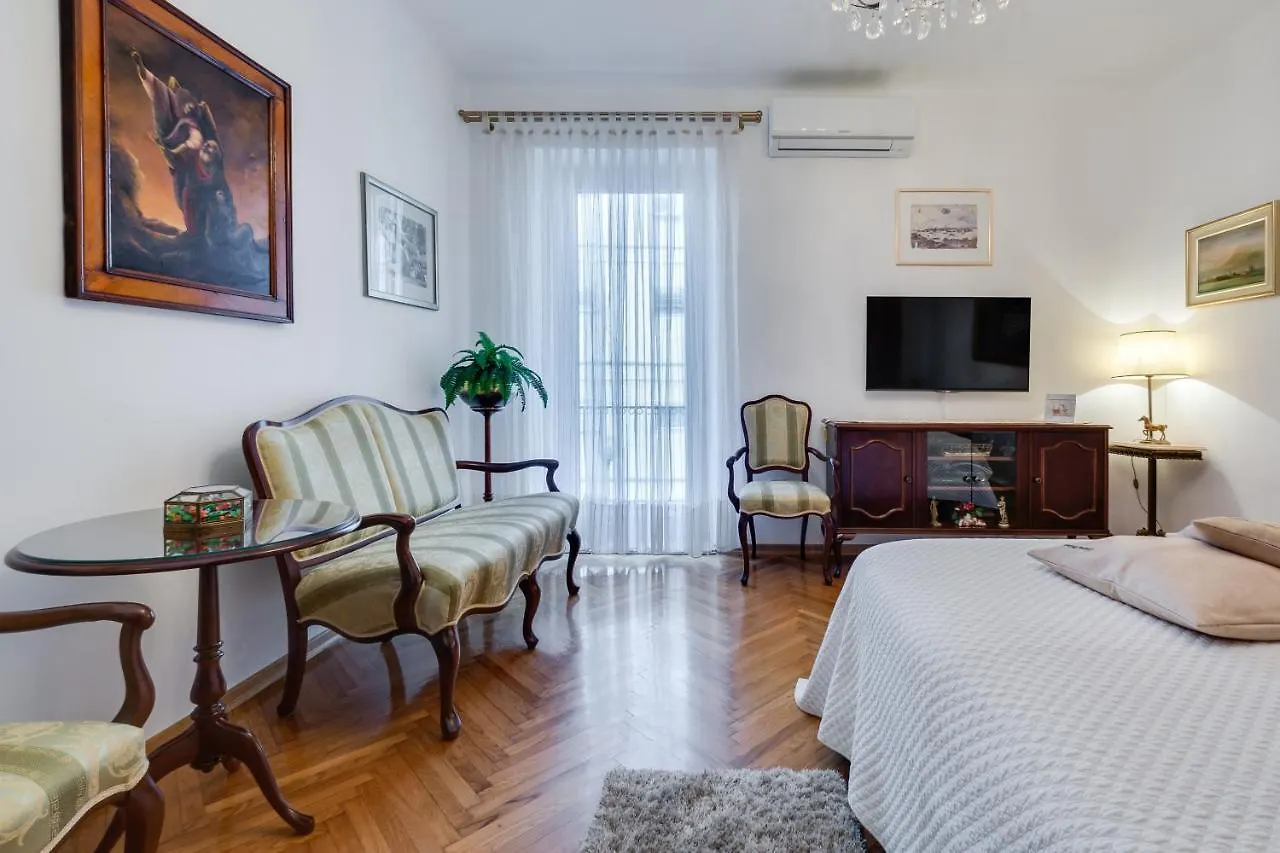 Central Palace Apartment Zadar Chorvatsko